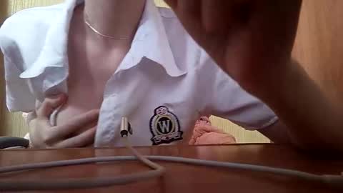 Snapshot of elza_com chatting on 10/29/25, 05:20 Elza Kom online show from 10/29/25, 05:20