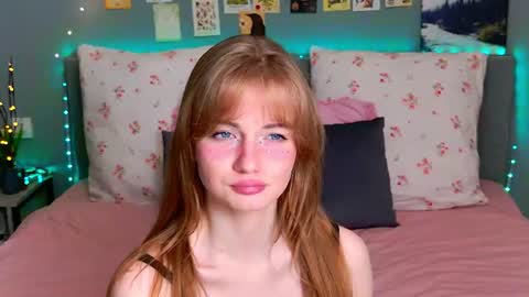 Snapshot of elza_hofffman chatting on 07/11/26, 05:59 Chloyka online show from 07/11/26, 05:59