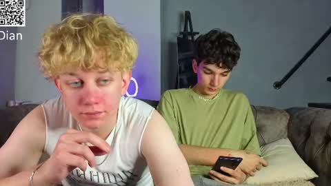 em_chipsi online show from 07/15/26, 08:36