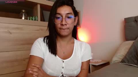 Emilia  online show from 03/01/25, 01:07