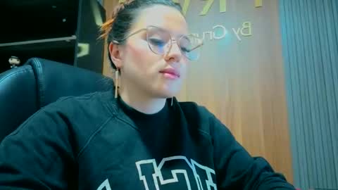 Estefany Martinez Acua INSTAGRAM ema 04oficial online show from 02/02/26, 03:11