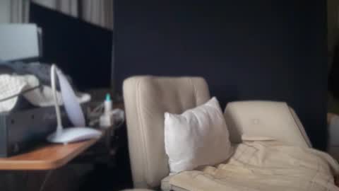 Ema Love online show from 01/15/26, 01:54