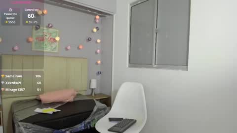 Snapshot of ema_saenz chatting on 03/06/25, 12:10 Ema online show from 03/06/25, 12:10