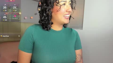 Snapshot of ema_saenz chatting on 03/07/25, 07:05 Ema online show from 03/07/25, 07:05