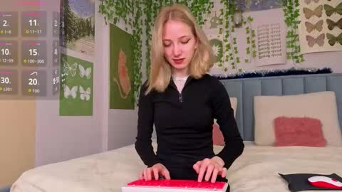 Emma online show from 12/22/25, 12:46