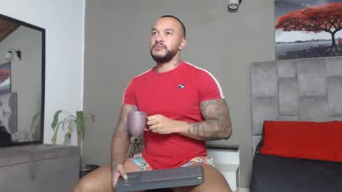 emanuelspencer online show from 11/24/25, 01:00