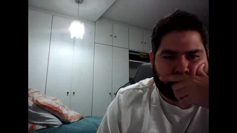 embarrassed_str8_3incher online show from 04/04/26, 12:31