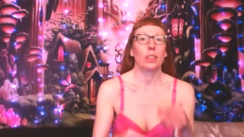 Ember Starleena online show from 02/09/25, 11:46