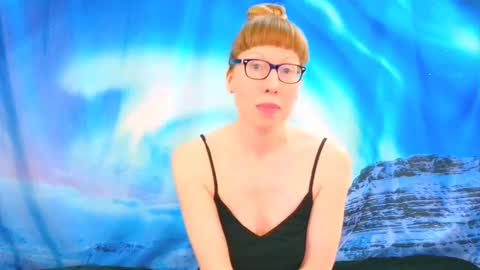 Ember Starleena online show from 01/06/26, 03:27