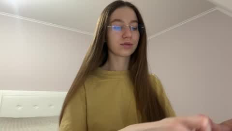 Alina online show from 03/25/26, 06:25