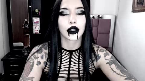 Emerald Black online show from 01/30/25, 09:15