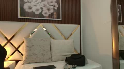 Emily  online show from 02/03/26, 04:32