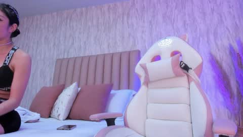 Emely Florence online show from 04/01/26, 08:06