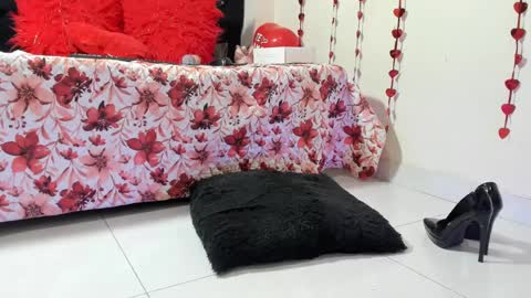 Emely   online show from 02/24/25, 10:47