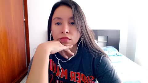 emely_sexx online show from 02/03/25, 06:28