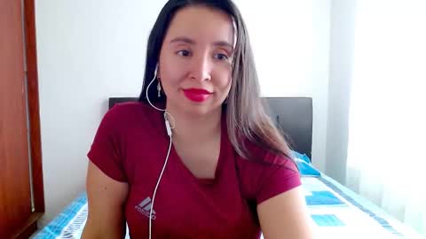 emely_sexx online show from 10/21/25, 01:45