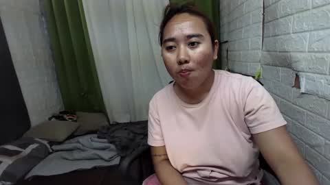 Snapshot of emely_slutxxx chatting on 03/02/25, 07:32 Emely online show from 03/02/25, 07:32