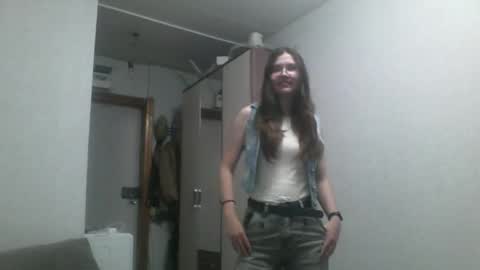 Stacy online show from 10/08/25, 03:53