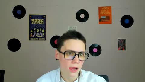 Snapshot of emi_fade chatting on 02/03/26, 09:47 emi_fade online show from 02/03/26, 09:47