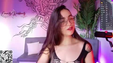 Emmily Roberts online show from 04/30/26, 10:36