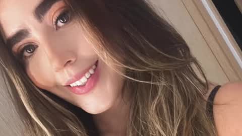 emi_royse online show from 03/05/25, 10:32