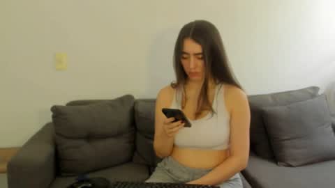 emi_royse online show from 02/27/26, 05:46