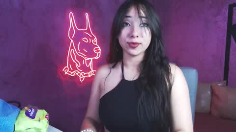 Snapshot of emiantonella_ chatting on 12/16/24, 01:10 Antonella online show from 12/16/24, 01:10