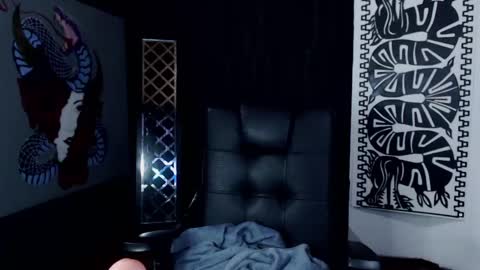 Snapshot of emiantonella_ chatting on 02/13/25, 08:34 Antonella online show from 02/13/25, 08:34