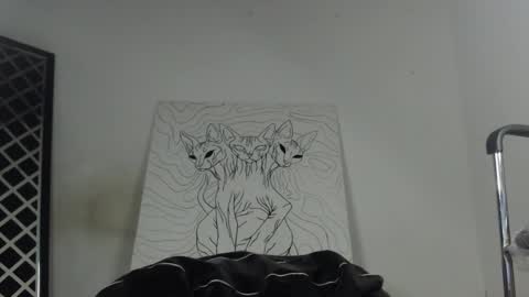 Snapshot of emiantonella_ chatting on 11/14/25, 10:51 Antonella online show from 11/14/25, 10:51