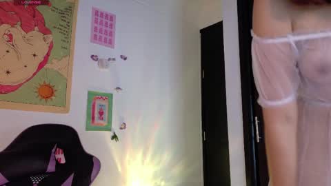     online show from 04/08/26, 02:11