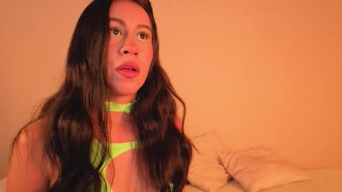 Emilia Gomez online show from 10/03/25, 01:52