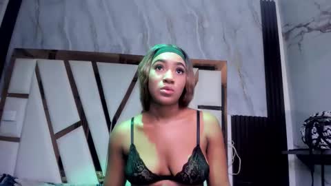 Emy online show from 02/08/26, 01:53