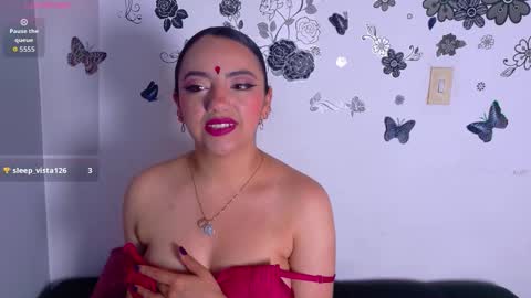 Snapshot of emiily_curly chatting on 03/10/26, 10:31 Emily online show from 03/10/26, 10:31