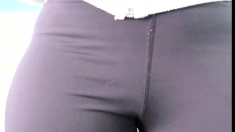 Emily online show from 02/18/25, 11:22