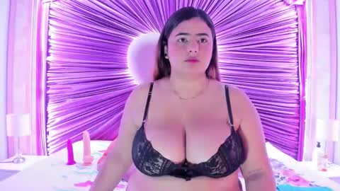 Snapshot of emiilygrace_ chatting on 02/26/26, 11:53 Emiily Grace online show from 02/26/26, 11:53