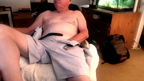 Snapshot of emil_karpo chatting on 09/25/25, 09:18 Terrance1st online show from 09/25/25, 09:18