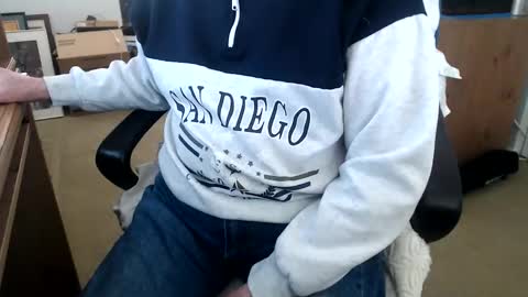 Snapshot of emil_karpo chatting on 12/14/25, 05:51 Terrance1st online show from 12/14/25, 05:51