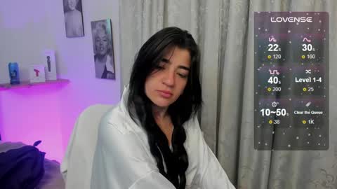 emilayton_ online show from 01/25/25, 04:34