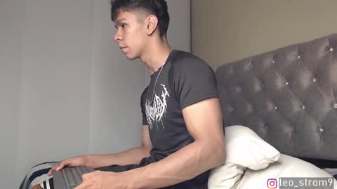 emile_239 online show from 12/15/24, 05:13