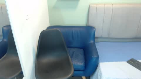 Snapshot of emilee_star chatting on 02/28/25, 01:36 Emilee online show from 02/28/25, 01:36