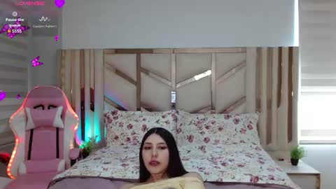 Emilee online show from 07/16/26, 12:55
