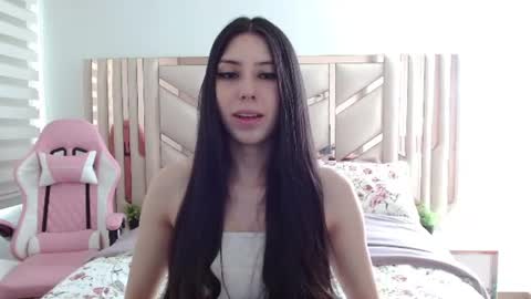 Emilee online show from 07/23/26, 07:12