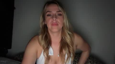 emilelovesyou online show from 06/25/26, 05:12