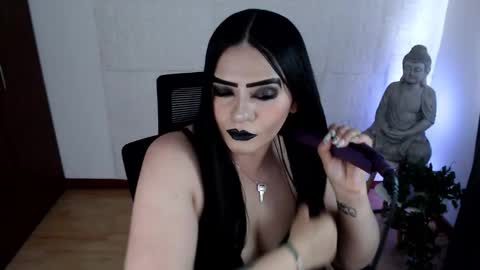POWERFULL GODDESS EMILI online show from 10/21/25, 04:51