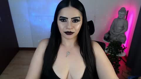 Snapshot of emili_evans_ chatting on 06/11/26, 02:53 POWERFULL GODDESS EMILI online show from 06/11/26, 02:53