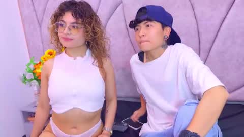 Snapshot of emili_rouse_ chatting on 10/07/25, 09:12 Emy online show from 10/07/25, 09:12