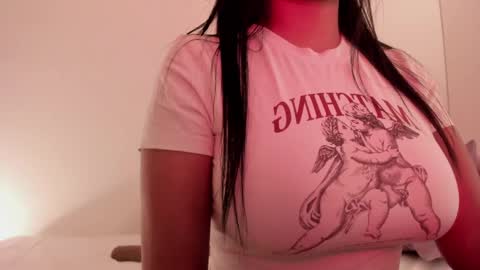 Emilia Big Boobs online show from 12/11/24, 01:47