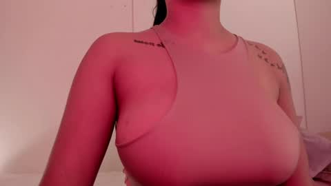 Emilia Big Boobs online show from 12/29/24, 01:24