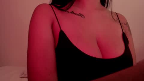 Emilia Big Boobs online show from 01/22/25, 01:53