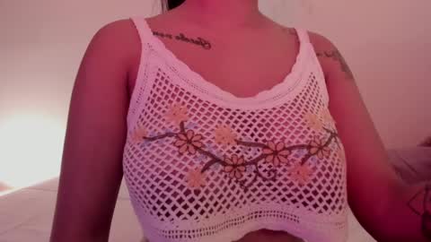 Emilia Big Boobs online show from 01/26/25, 01:09